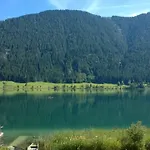 Zöhrer - Wohnen Am Wasser *