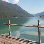 Zöhrer - Wohnen Am Wasser