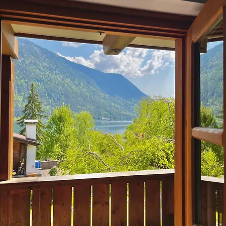 Zoehrer - Wohnen Am Wasser *