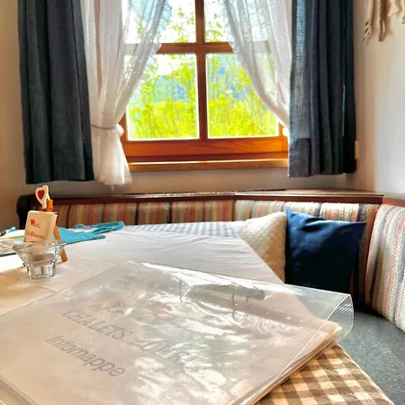 Zoehrer - Wohnen Am Wasser *