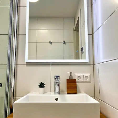 Zoehrer - Wohnen Am Wasser * Weissensee