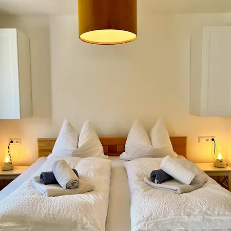 Zoehrer - Wohnen Am Wasser Apartament *