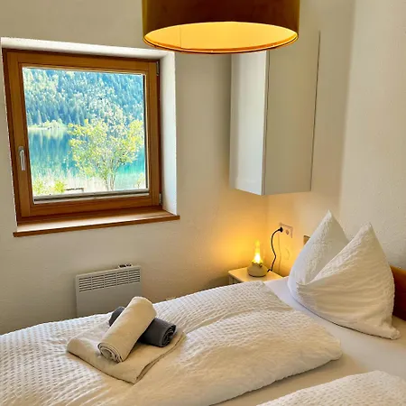 Zoehrer - Wohnen Am Wasser *