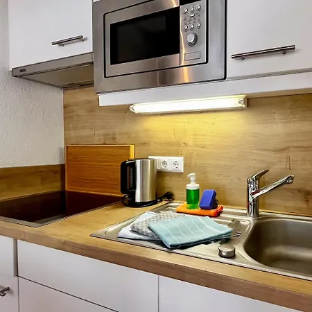 Zoehrer - Wohnen Am Wasser Lägenhet