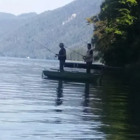 Zoehrer - Wohnen Am Wasser Apartament